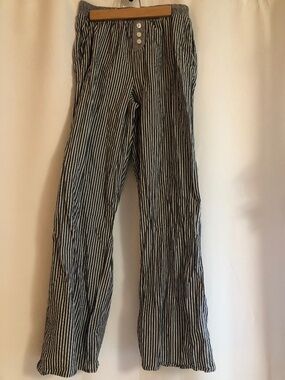 Women's Wild Fable Black and White Pinstriped High-Rise Pants Size XXS